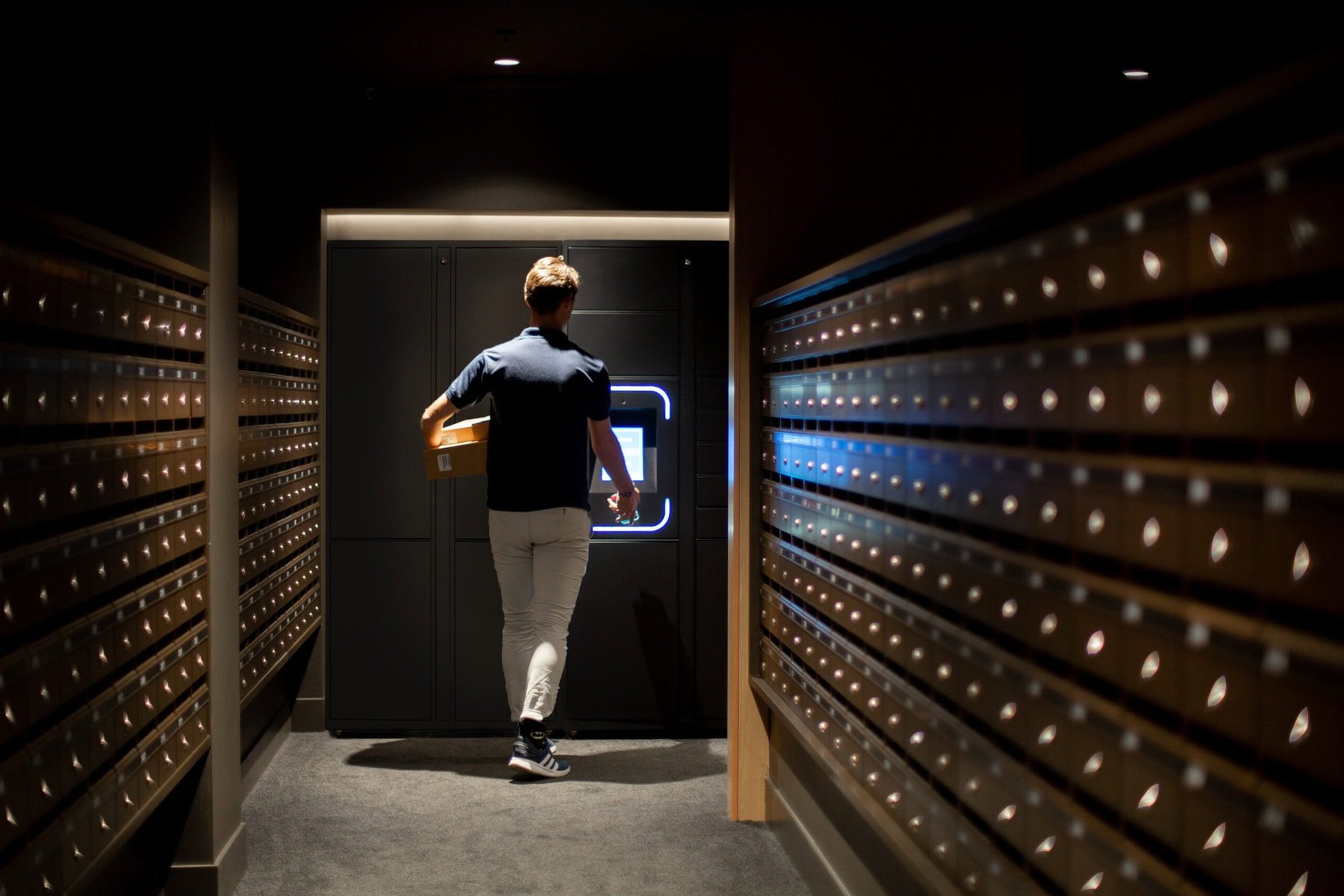 Melbourne residential parcel lockers