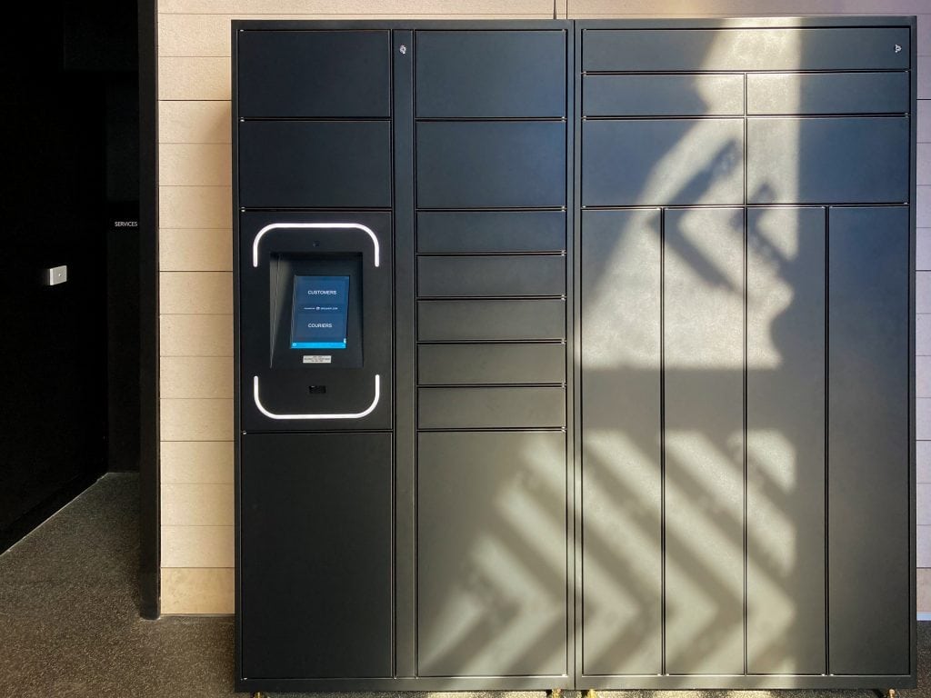 Smart dry cleaning lockers small black